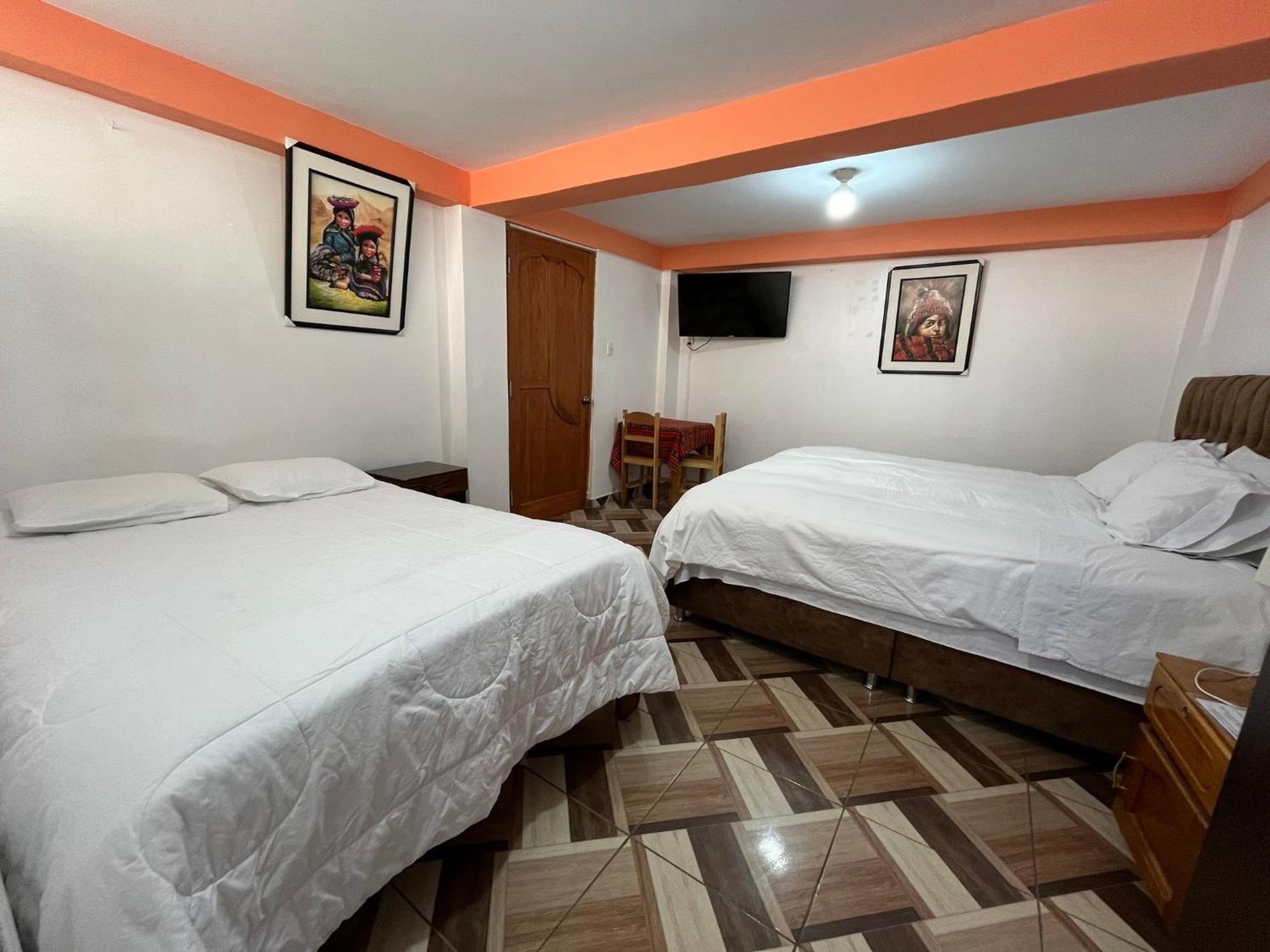 Hostal Apu Qhawarina Ollantaytambo Ngoại thất bức ảnh