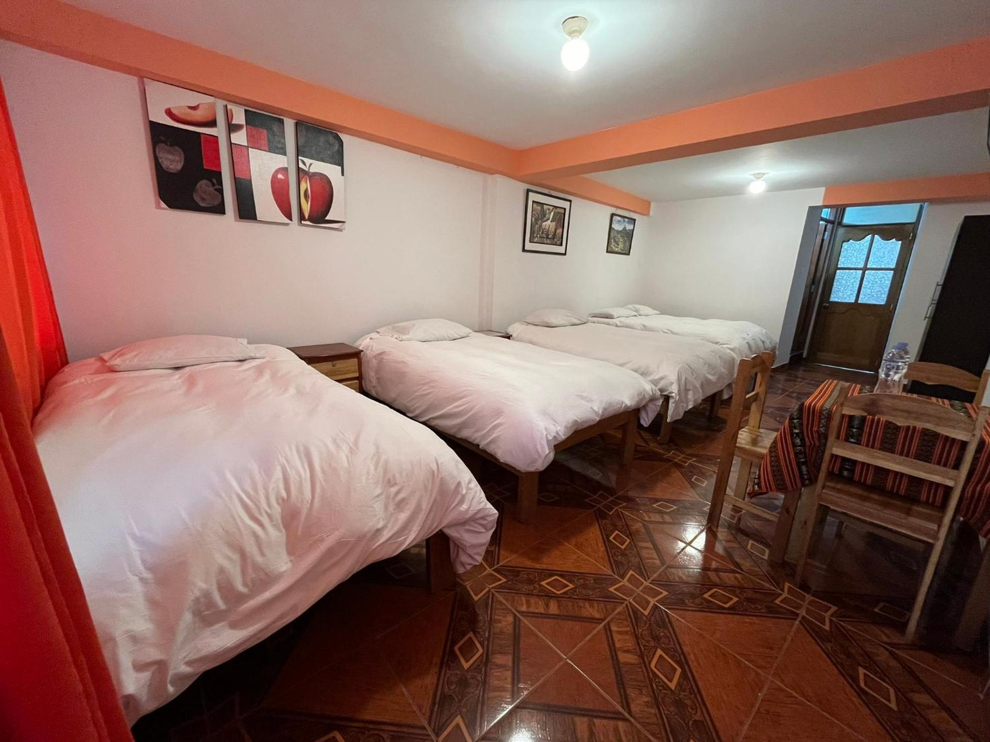 Hostal Apu Qhawarina Ollantaytambo Ngoại thất bức ảnh