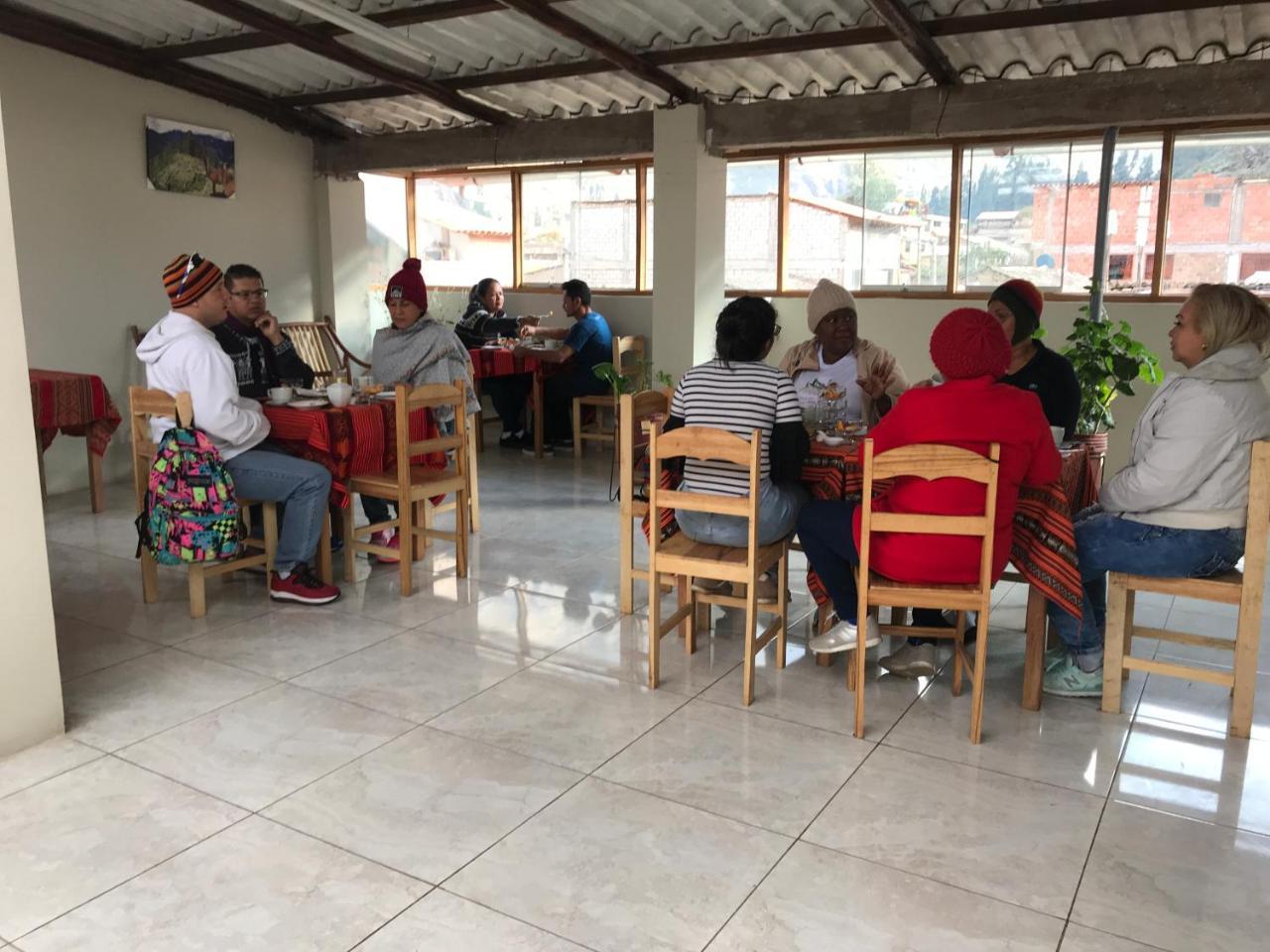 Hostal Apu Qhawarina Ollantaytambo Ngoại thất bức ảnh